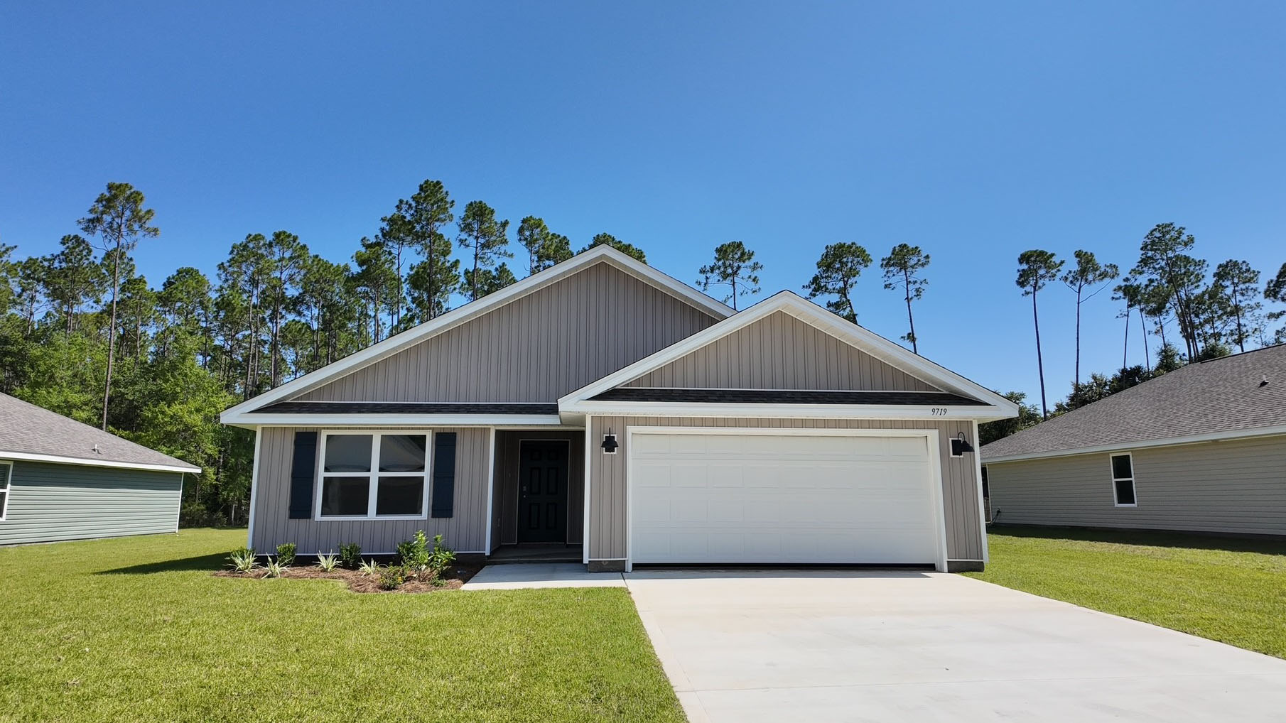 9719 Dutton Ln exterior