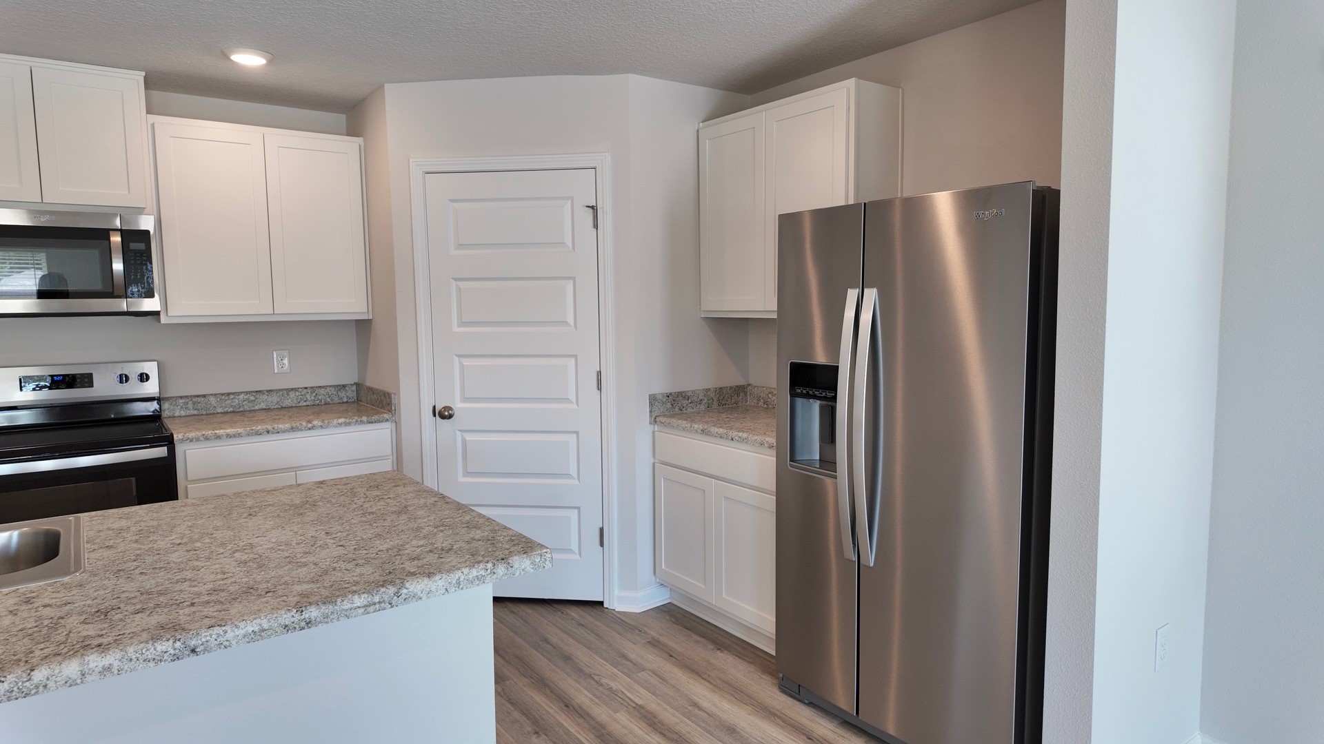 The Lismore floorplan kitchen with stainless steel appliances