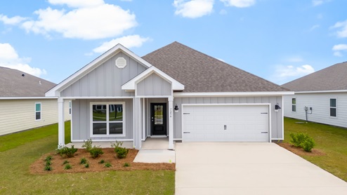 Rhett floor plan at Hodges Bayou Plantationwith covered front porch and two car garage and Hardie Color siding.