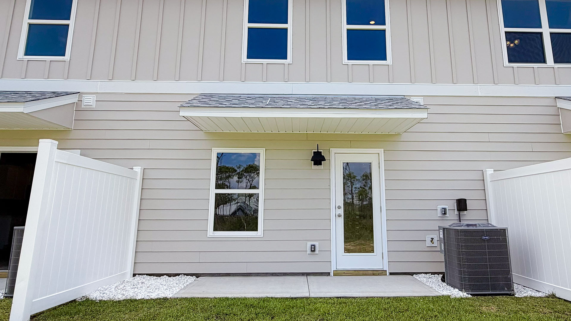 Covered rear patio.