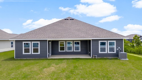 Victoria floor plan rear of home with covered rear patio.