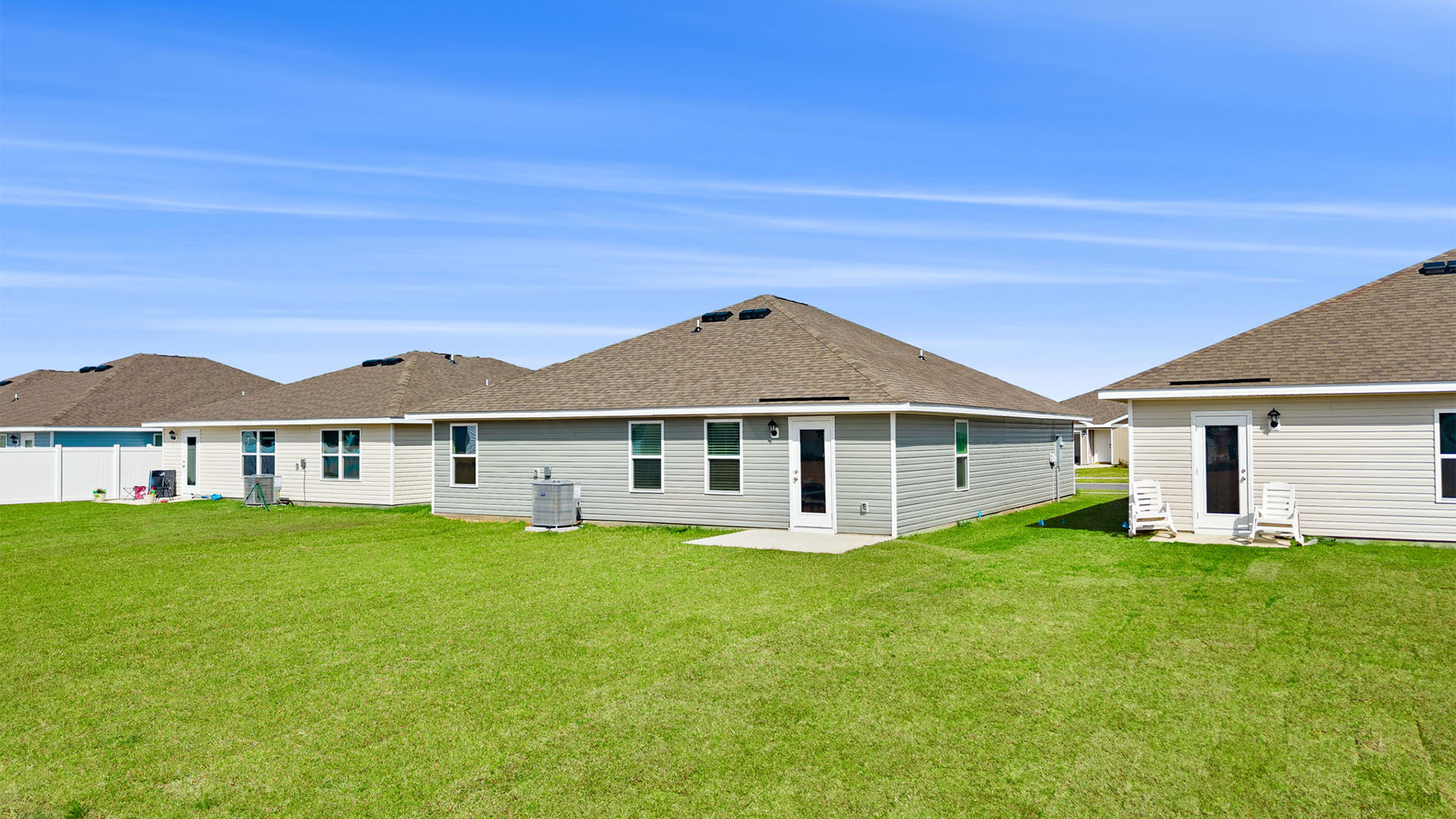 Lismore floor plan rear of home with back patio.
