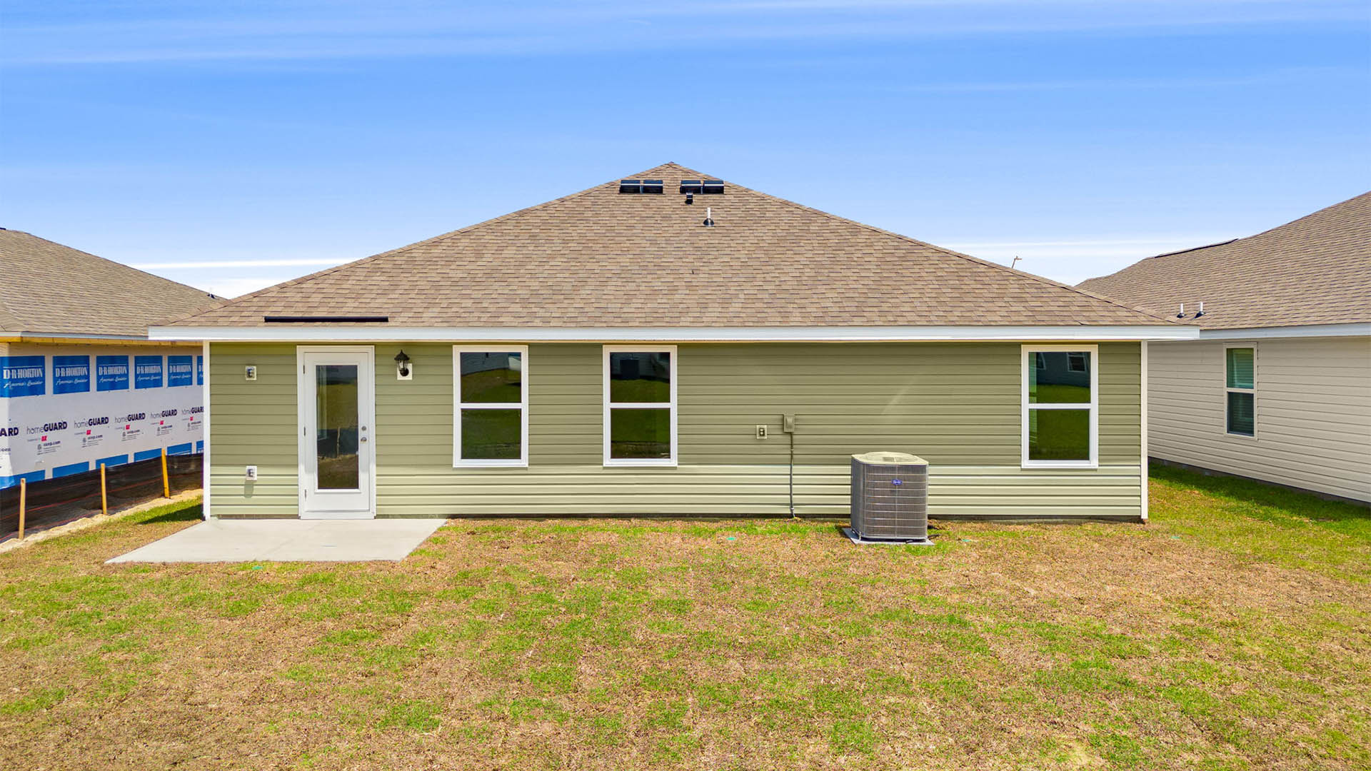 Lismore floor plan rear of home with back patio.