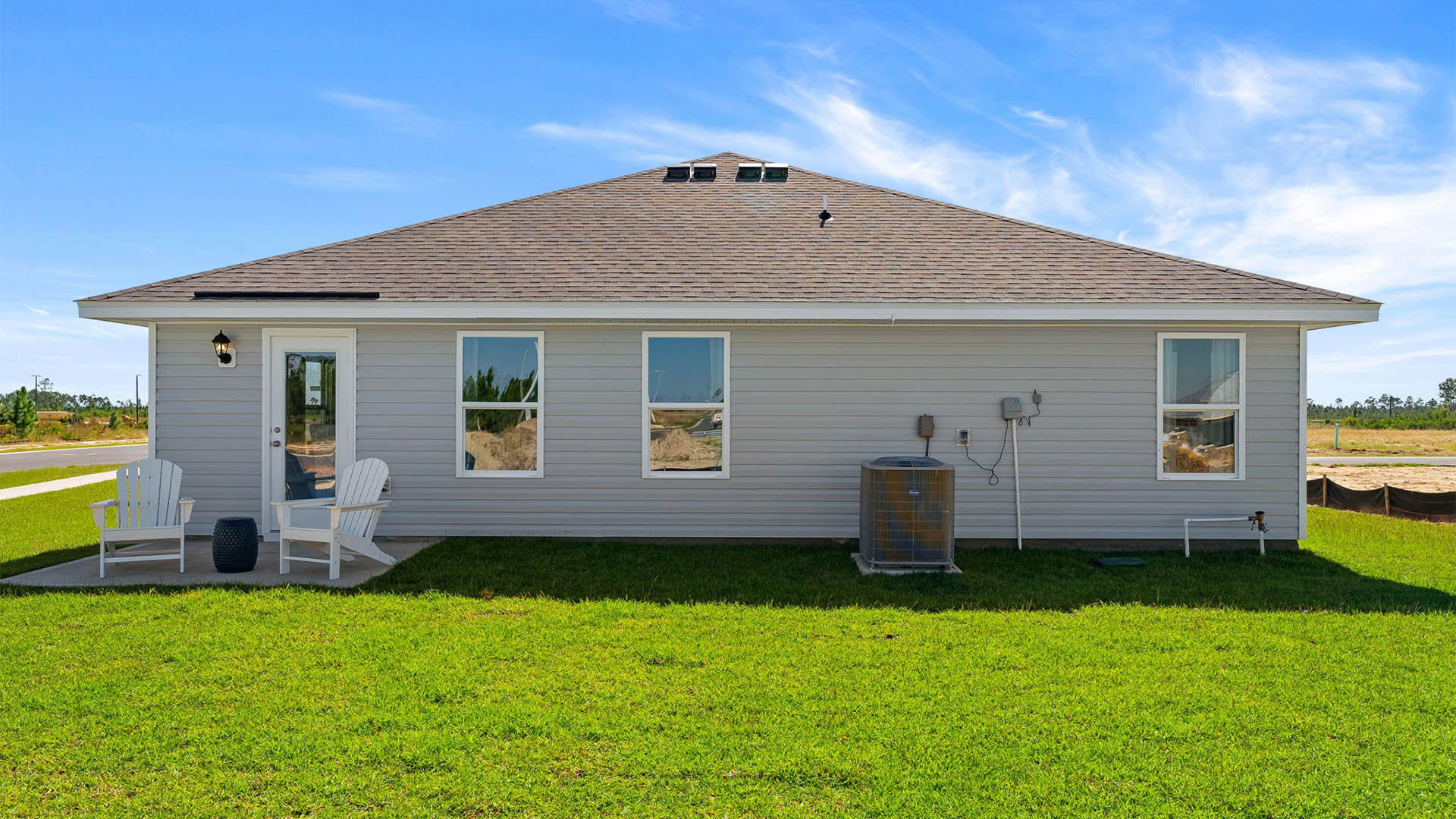 Lismore floor plan rear of home with back patio.