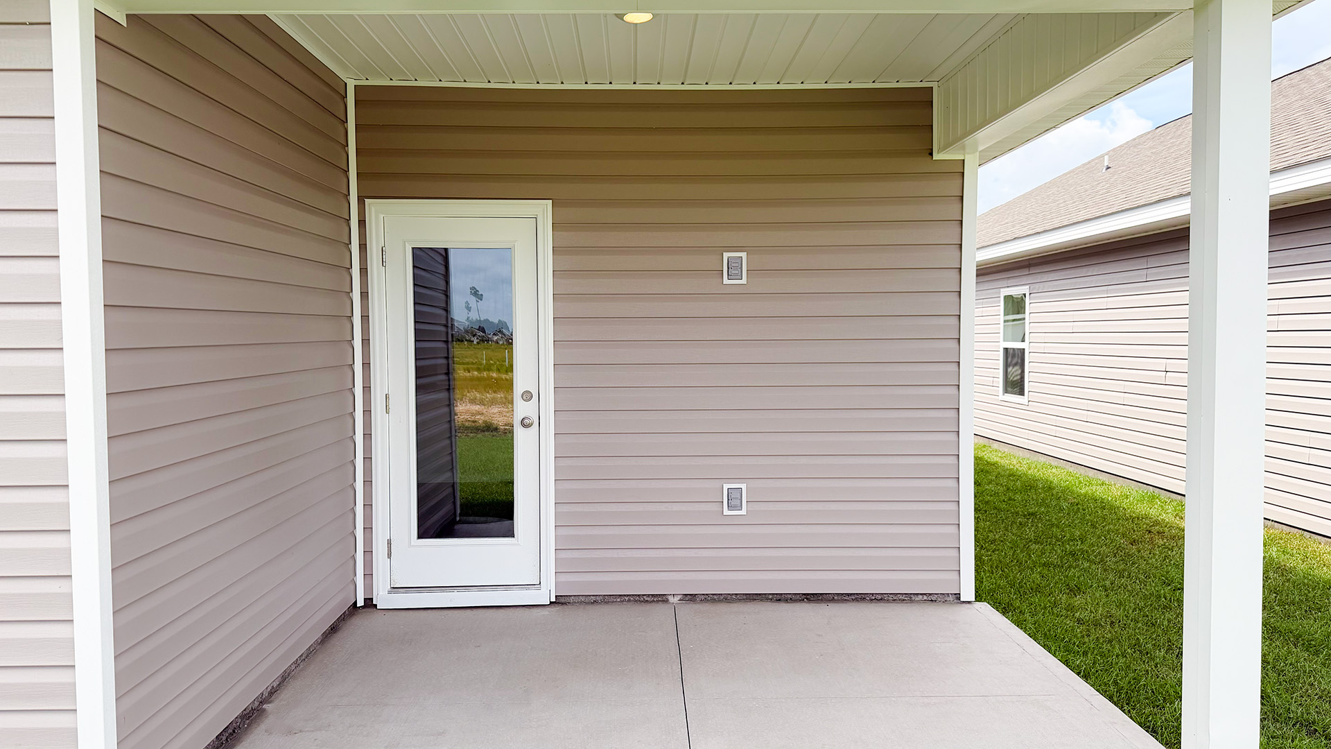 Covered rear patio.