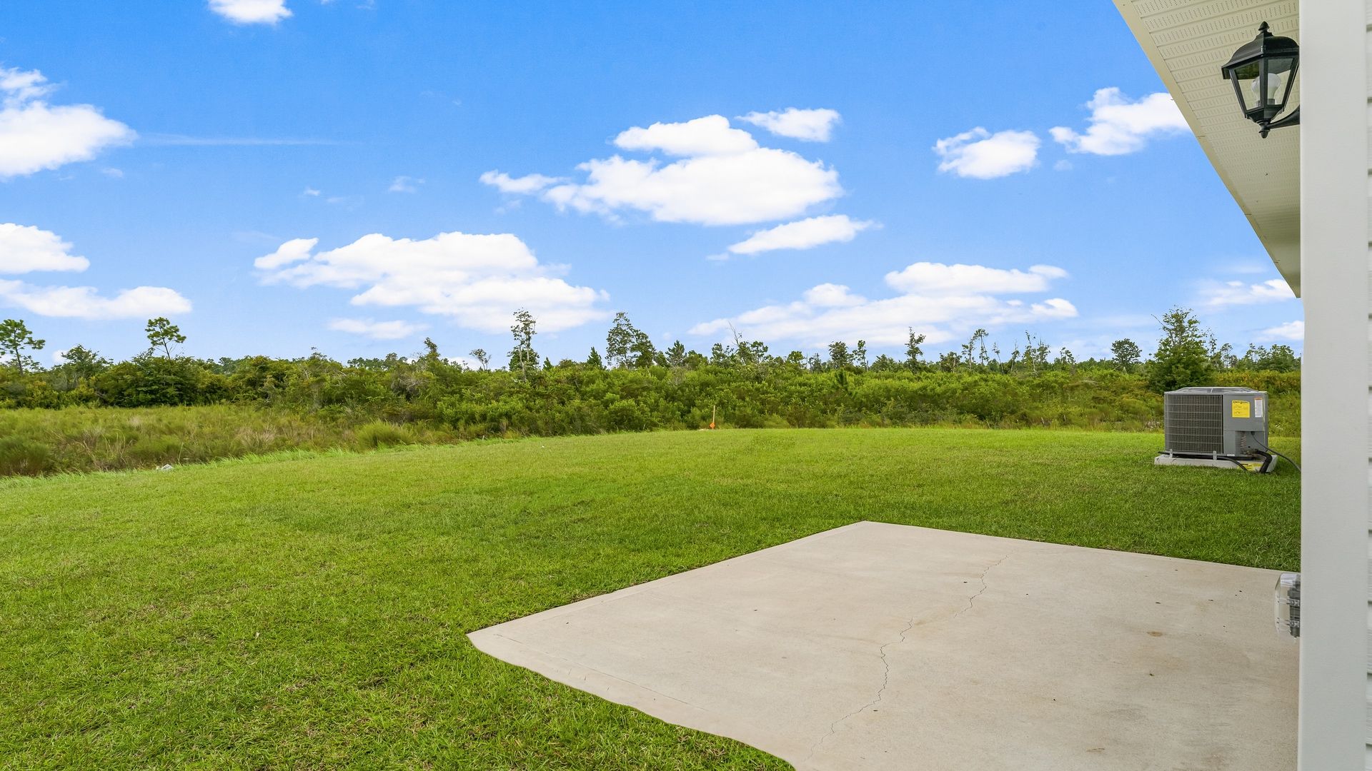 Back patio of Freeport at Liberty.