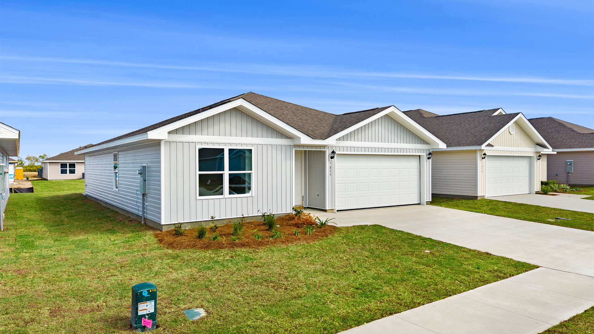 0015 15 web or mls 7055 george day lane 01