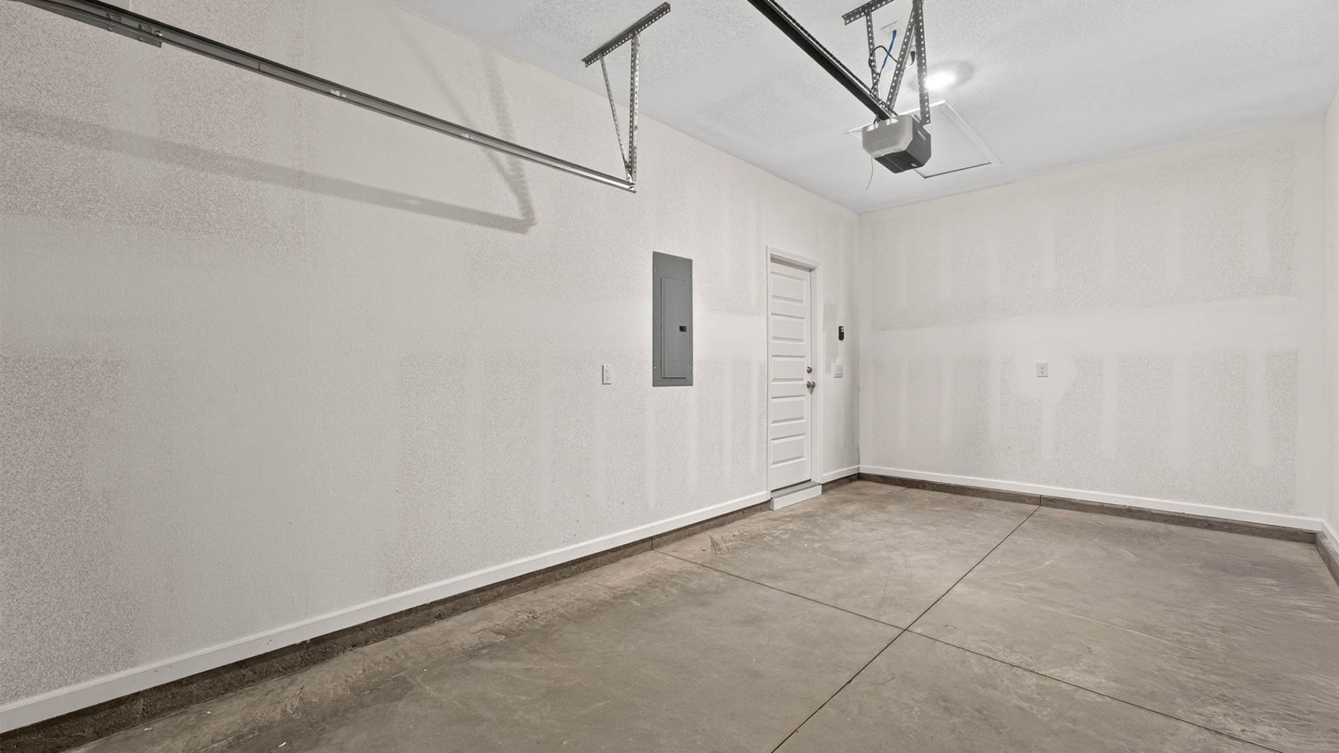 Single car garage.