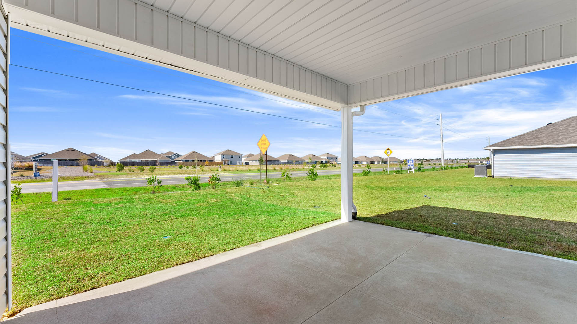 Covered rear patio view.