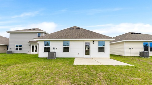 Celeste floor plan at Morningside rear of home.