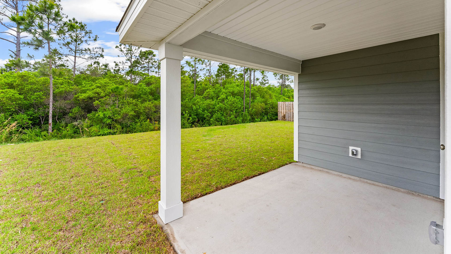 Cali floor plan at Palmetto Bluff rear of home with covered rear patio.