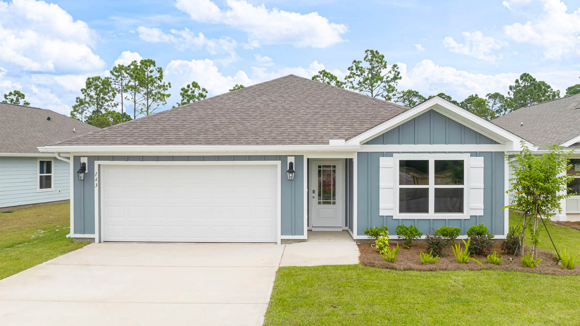 Aldridge floor plan at Palmetto Bluff with Hardie siding and two car garage.