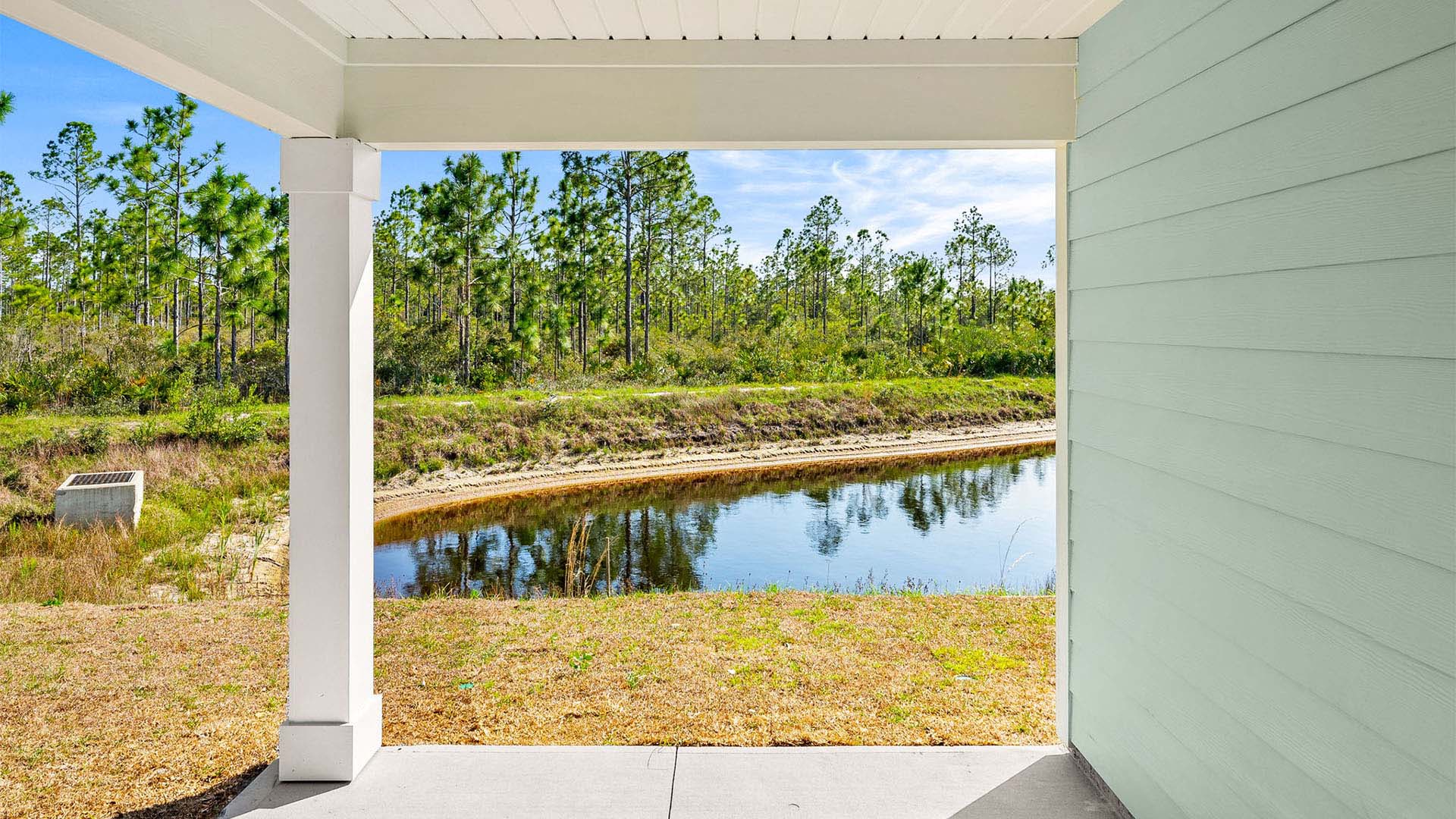Lakeside Floor plan at Palmetto Bluff with covered rear patio.