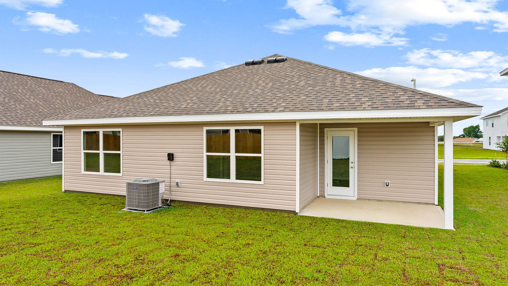 Cali floor plan at Park Place rear of home with covered rear patio.