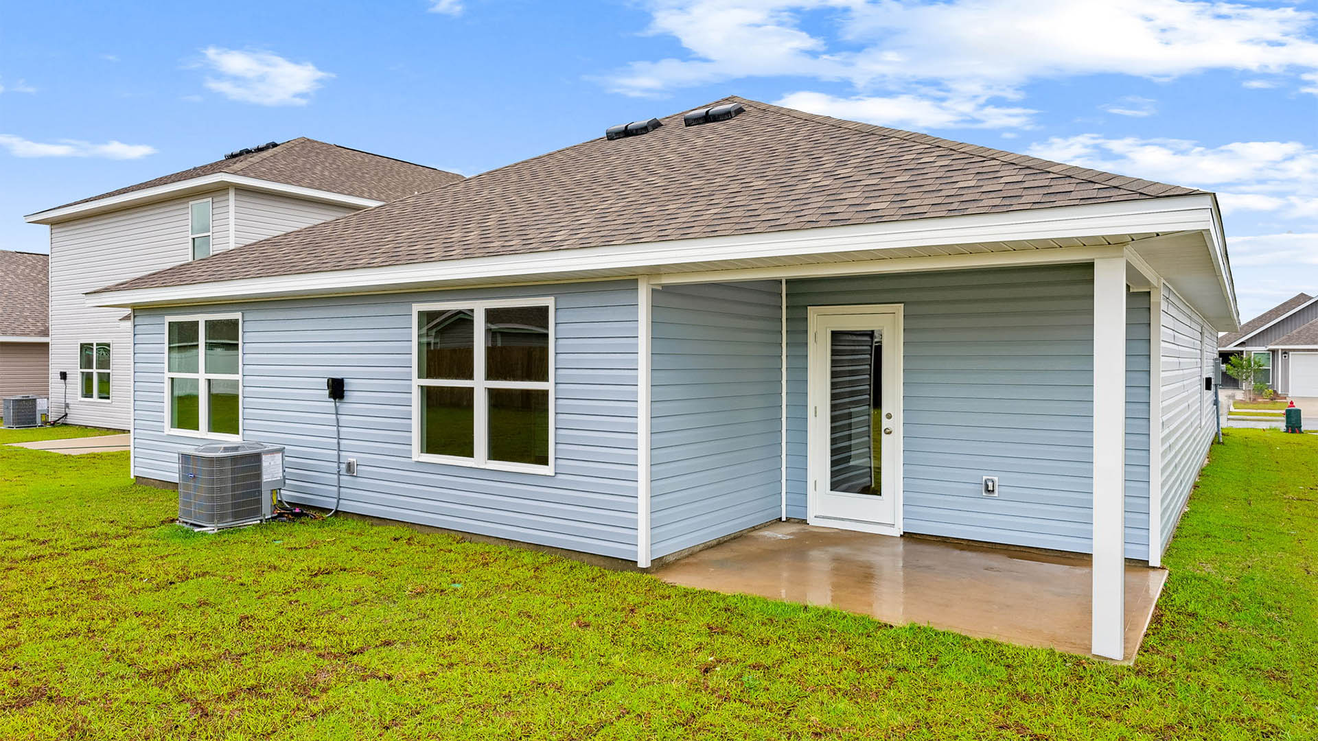 Cali floor plan at Park Place rear of home with covered rear patio.