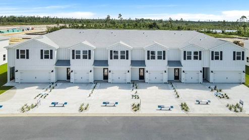 Salt creek townhomes exterior photos.