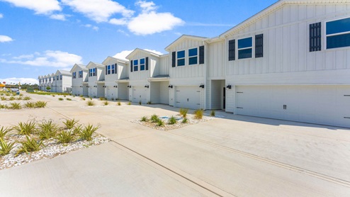 Salt creek townhomes exterior photos.