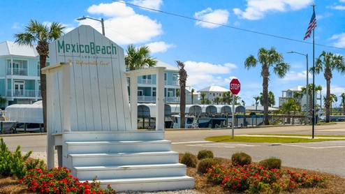 Mexico Beach Welcome Center big chair.