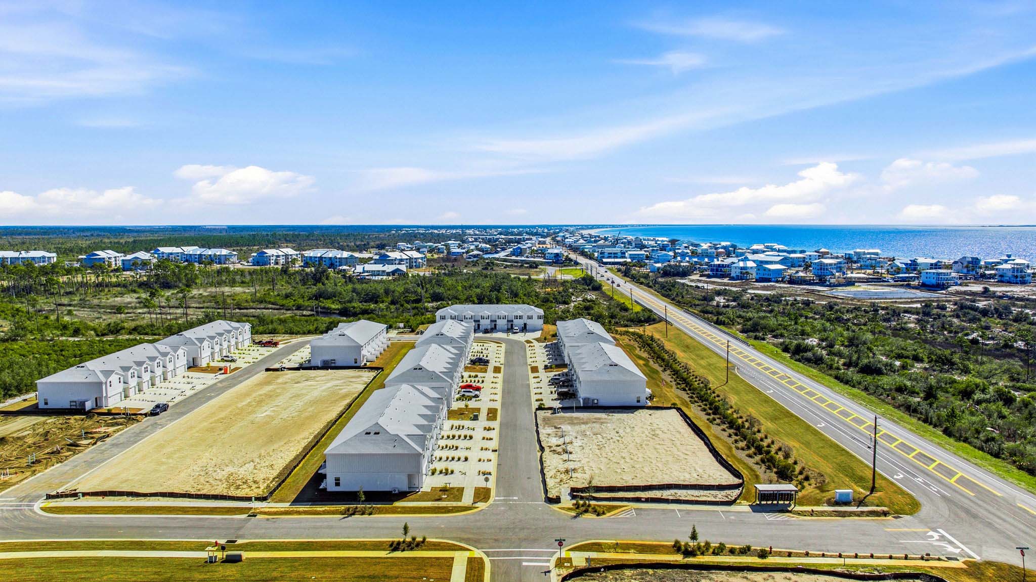 Aerial view of Salt Creek Townhomes.