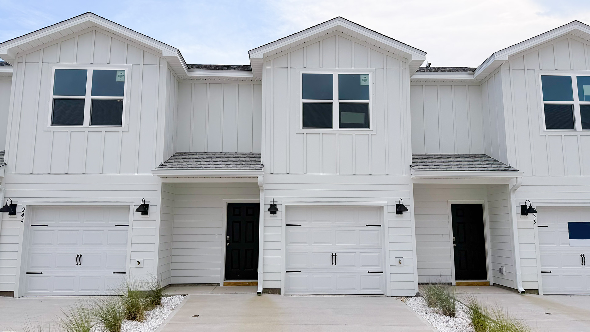 Sabal townhome with single car garage and Hardie siding.