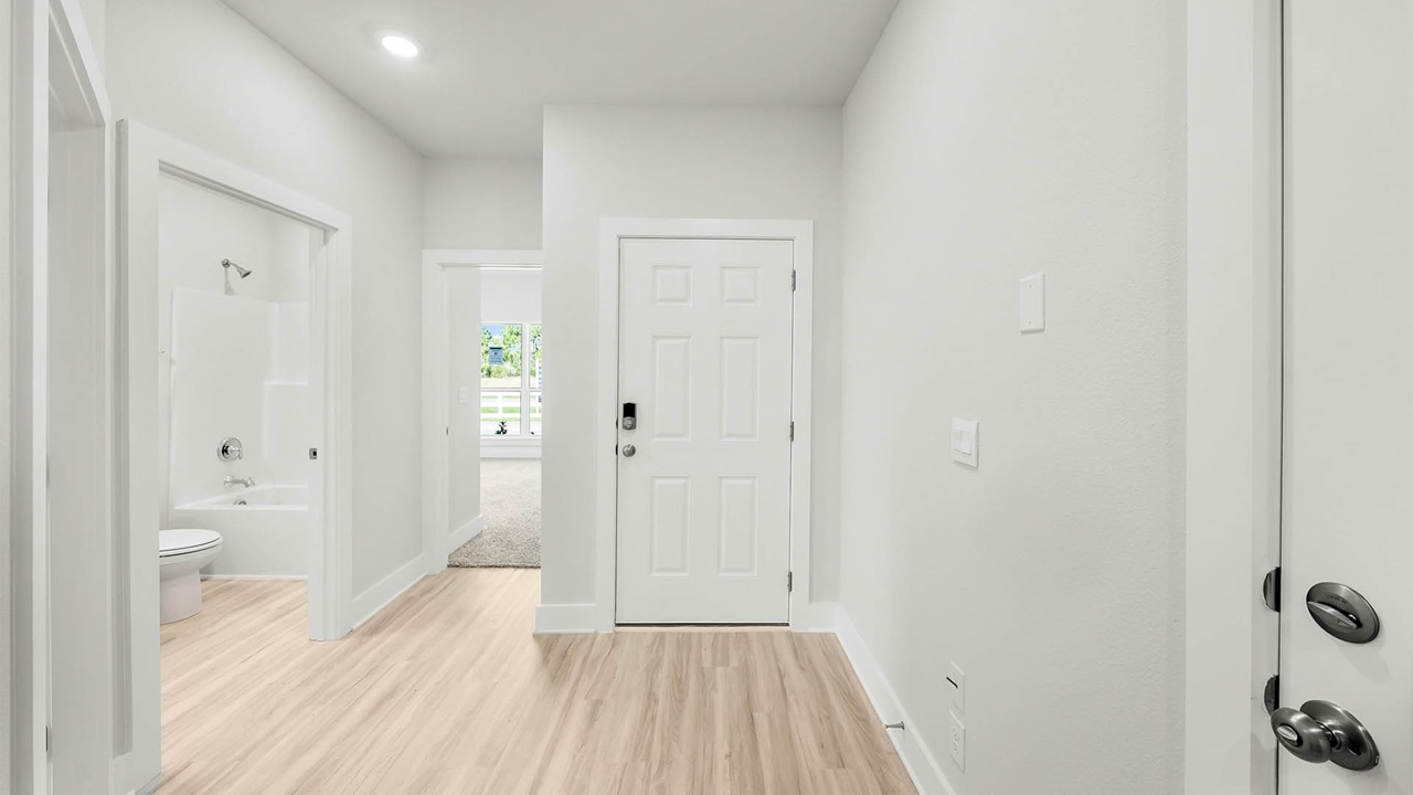 0039 39 web or mls 690 norries drive 4