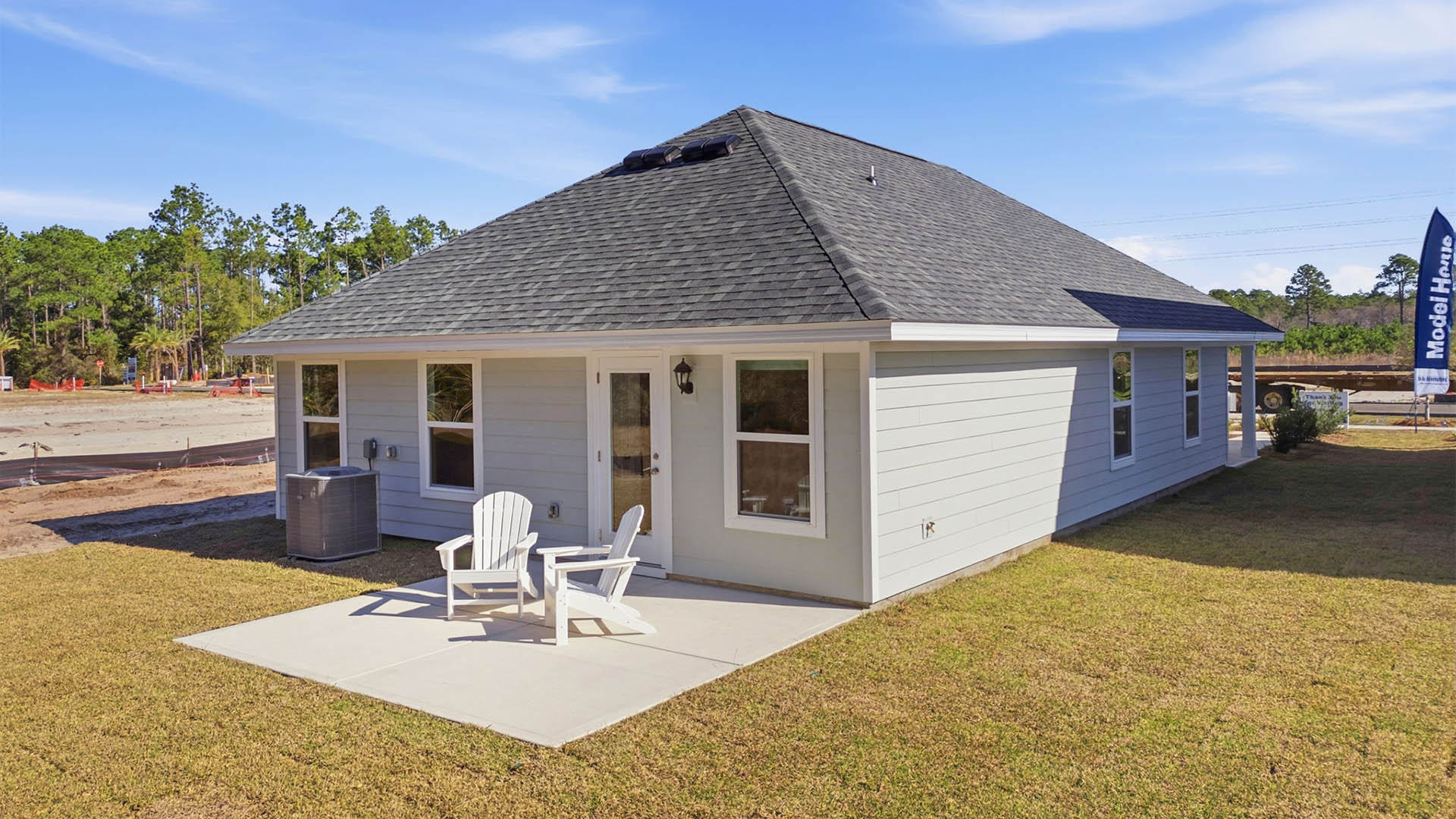 Back patio and back yard.