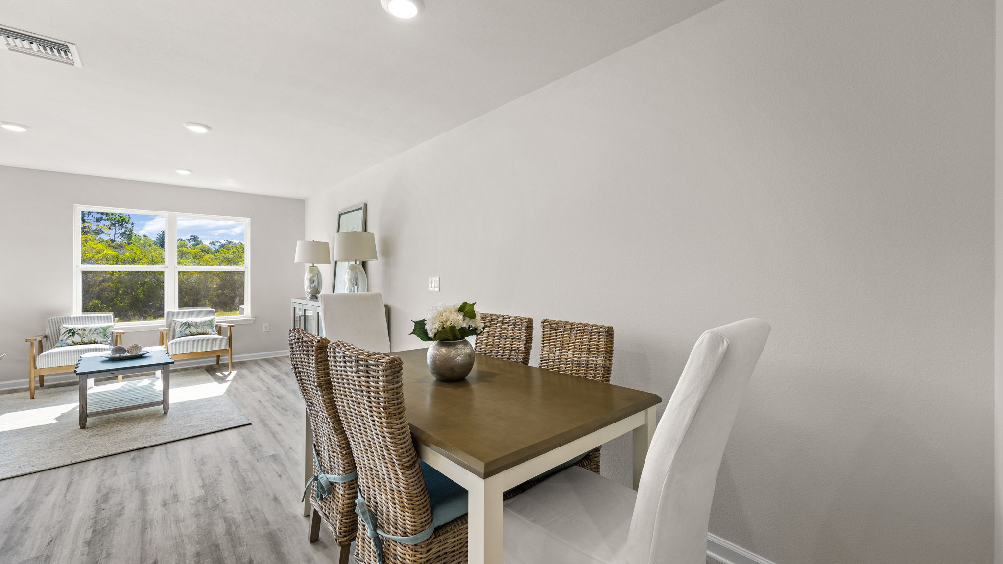 Dining area next to kitchen.