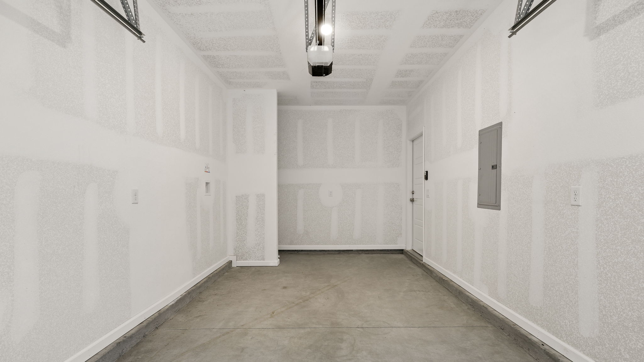 Single car garage.