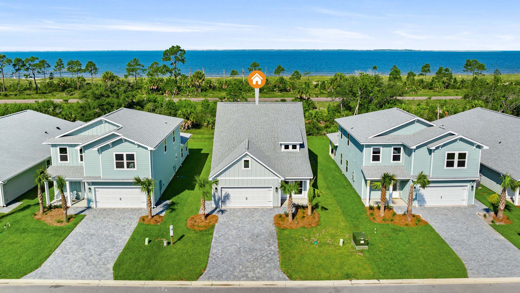 Aerial view of Islamorada plan.