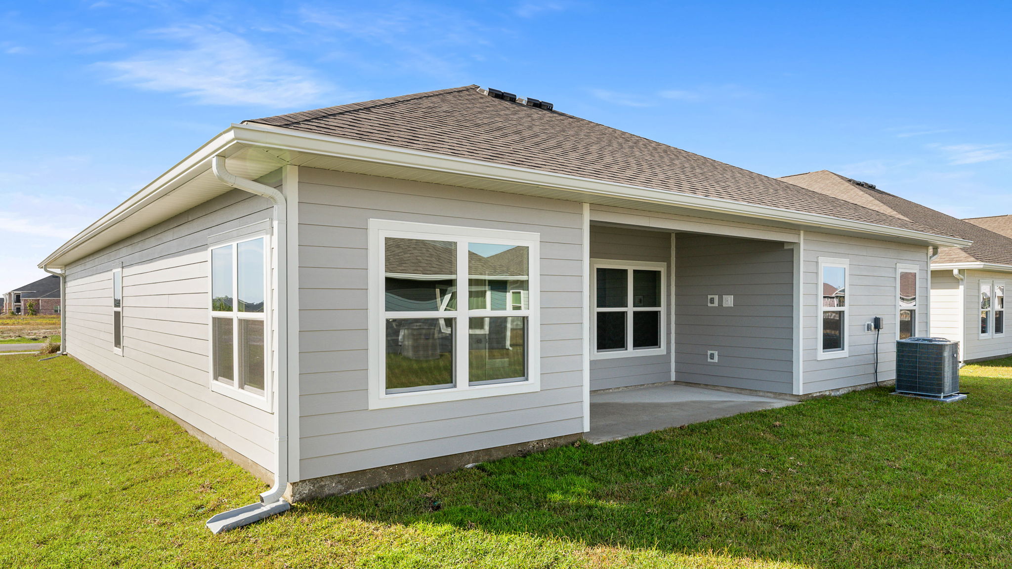 Madison floor plan with covered rear patio.