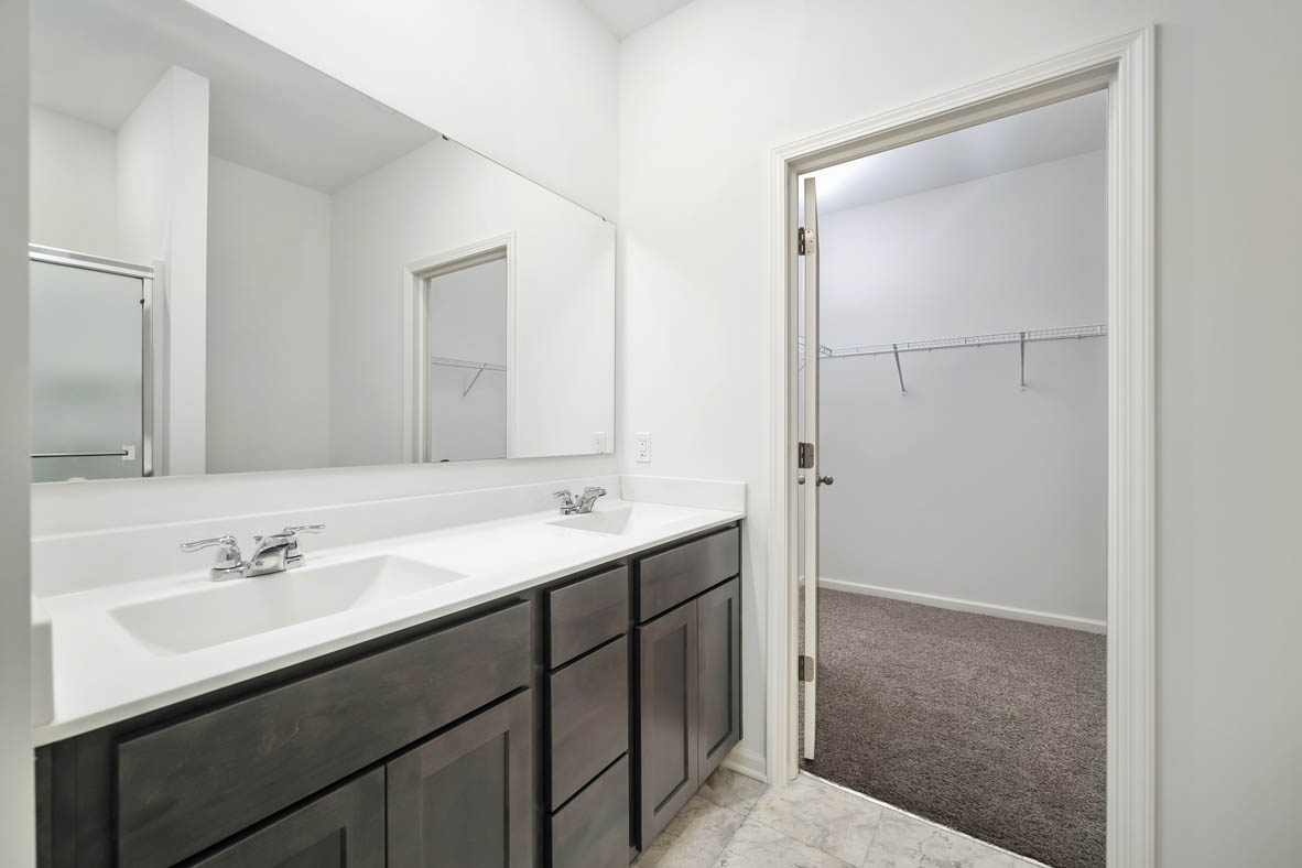 Floor Plan in Cressmoor Estates HOBART, IN D.R. Horton