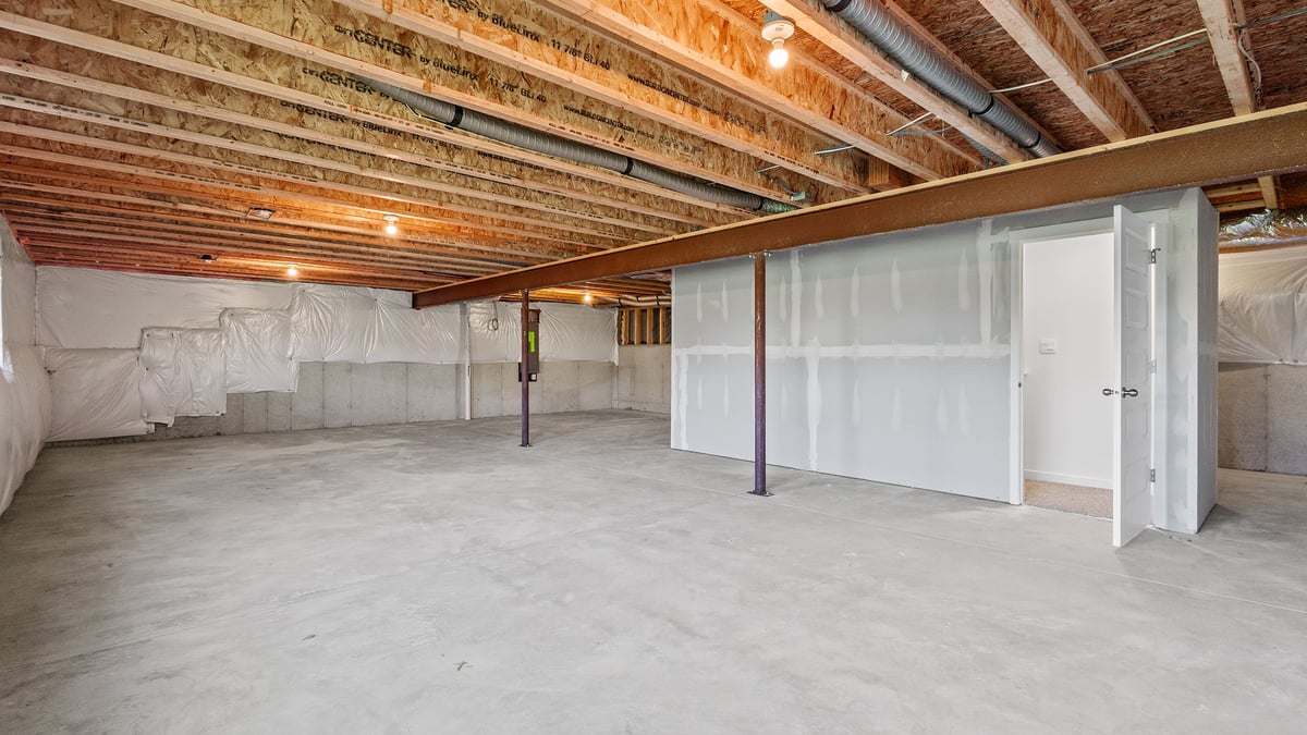 Basement with great space.