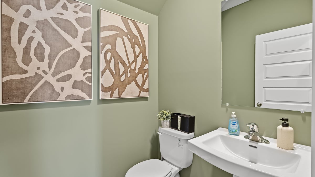 Powder room.