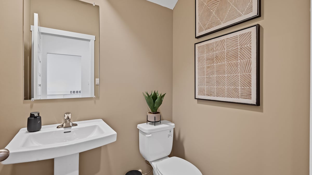 Powder room,