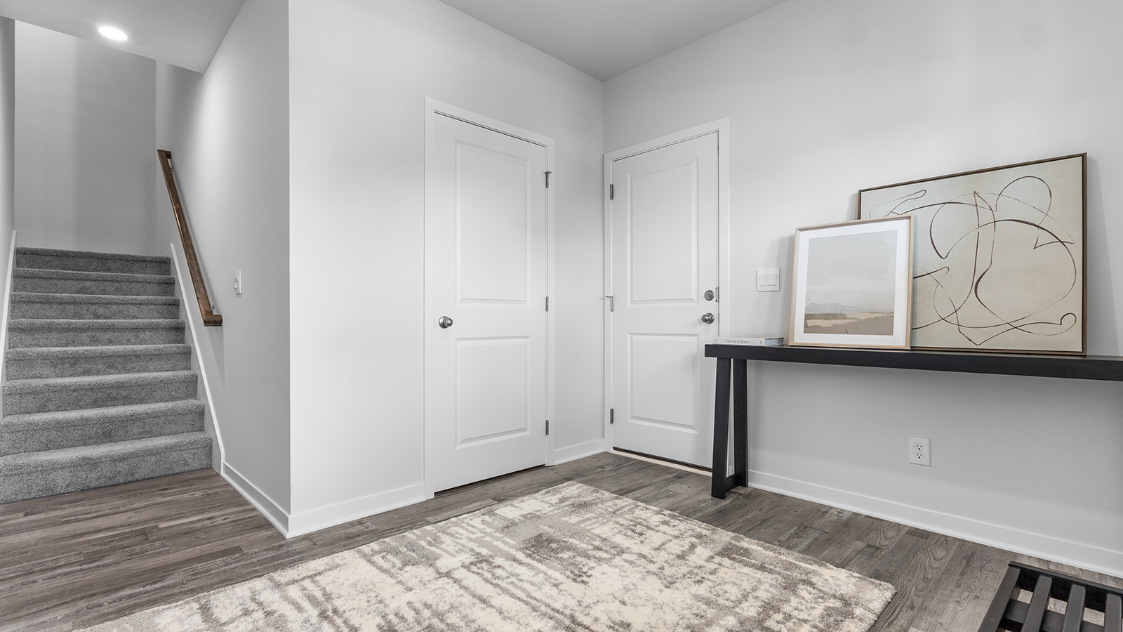 Welcoming foyer. New Homes in Kansas City, Missouri