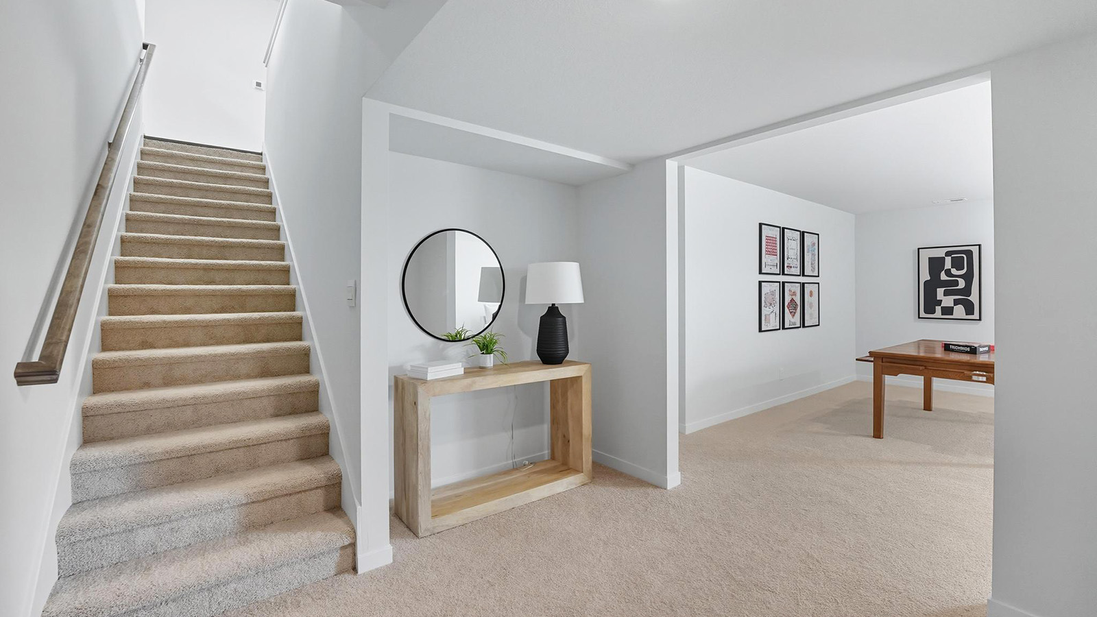 Carpeted basement landing