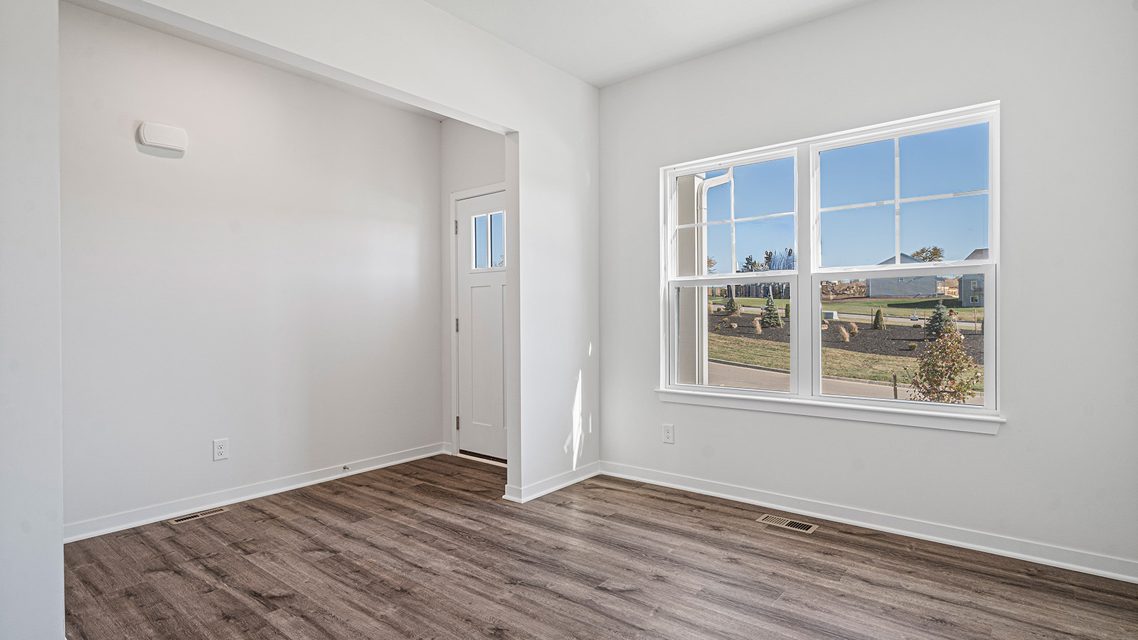 Flex room with large window