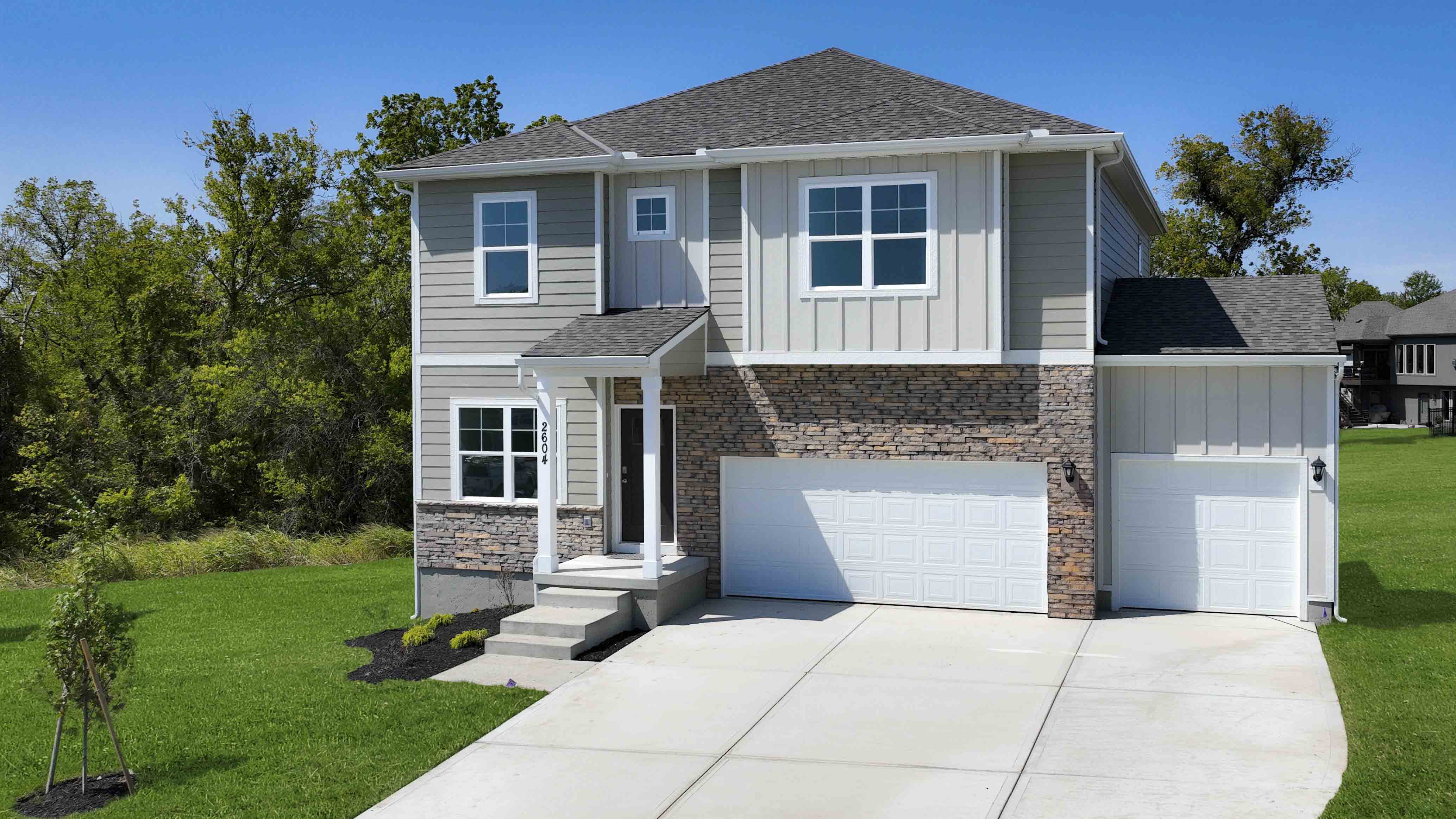 Available Home in Bradleys Crossing Peculiar, MO D.R. Horton