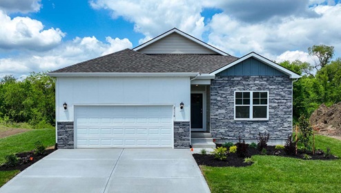 Harmony front exterior Alexander Creek Model