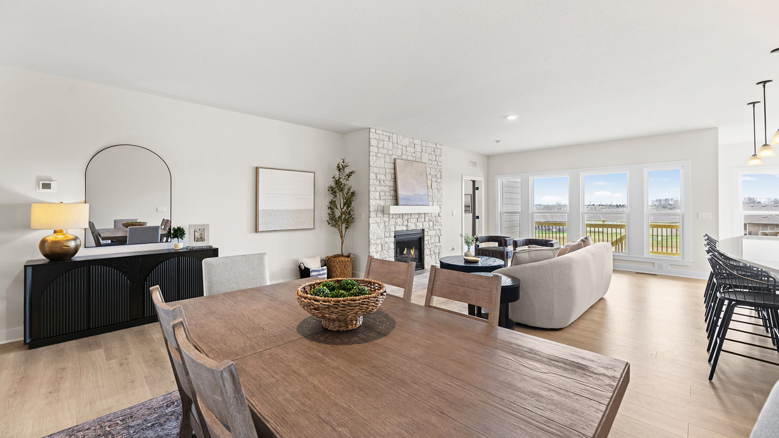 Dining area off of kitchen