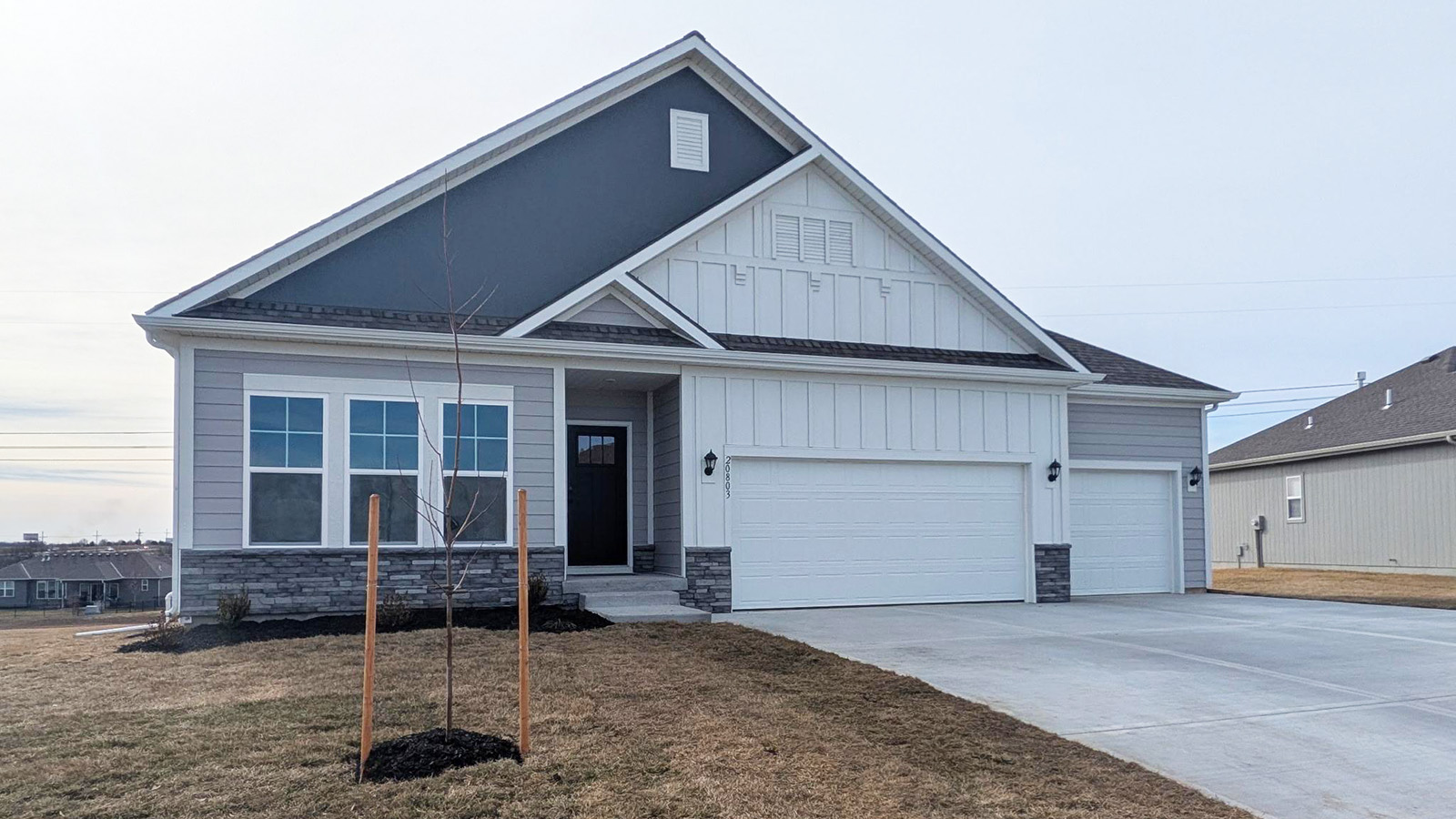 Azalea Front Exterior