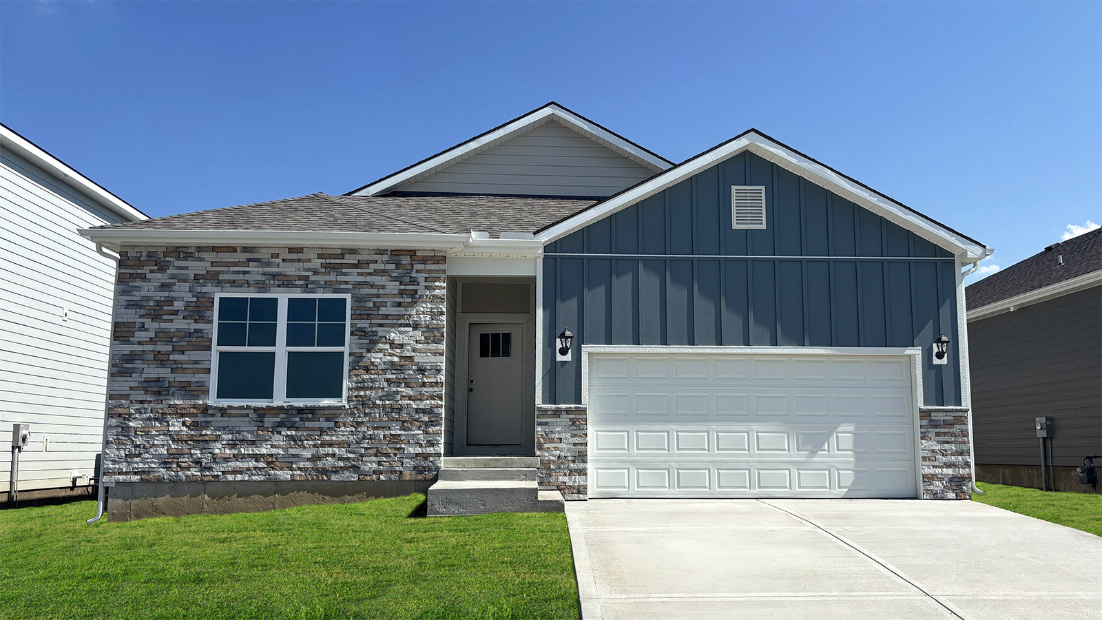 25236 W 177Th Ter exterior