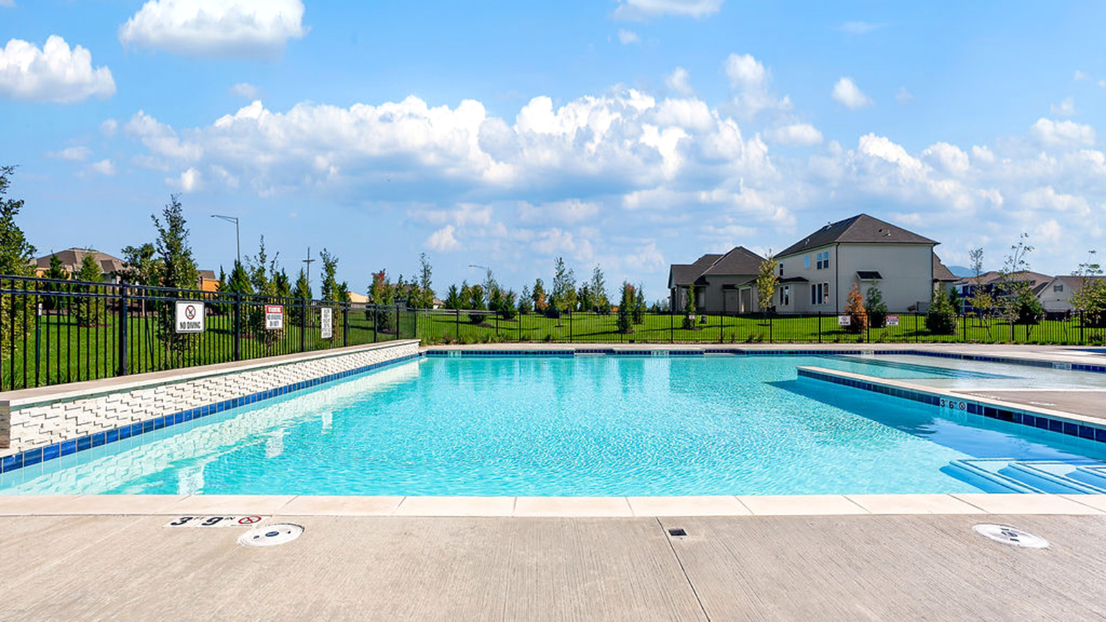 Community pool