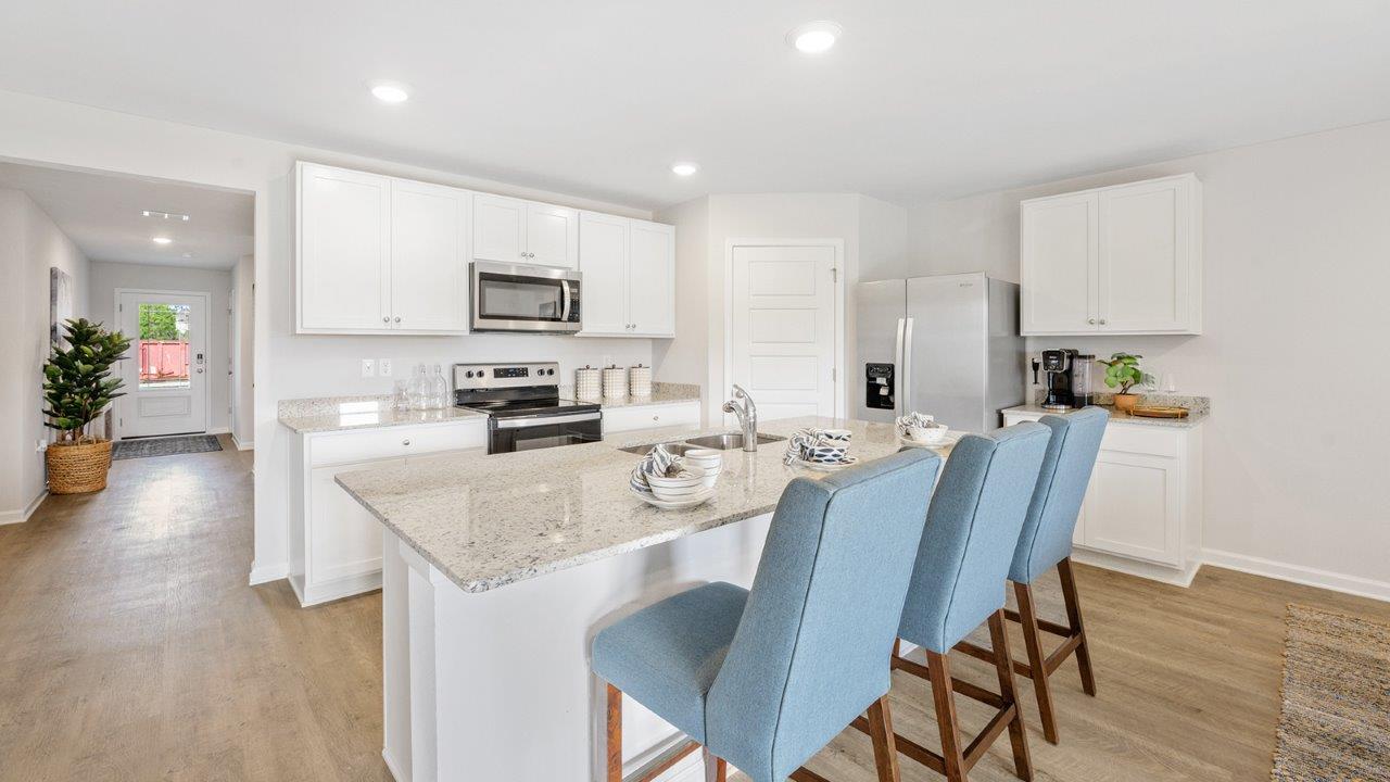 Patricia (PF) Pryor - Sr. Manager Furniture Solutions | LinkedIn, image size:1280x720