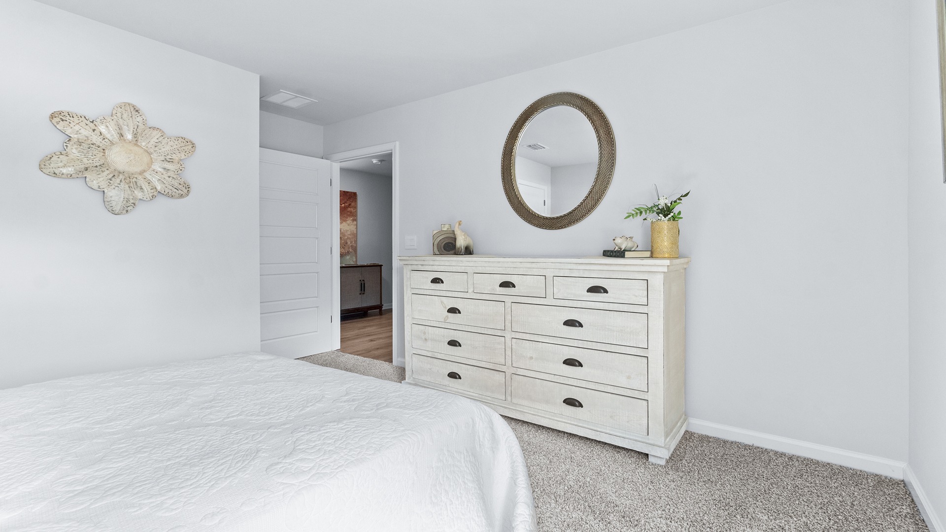 The one-level Cali plan provides an efficient, 4-bedroom, 2 bath design in 1,787 square feet.