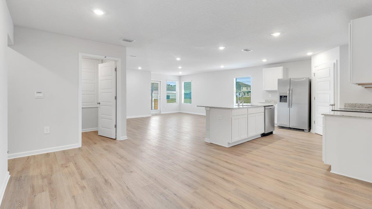 The spacious Lakeside plan offers 5 bedrooms and 3 bathrooms in 2,043 square feet