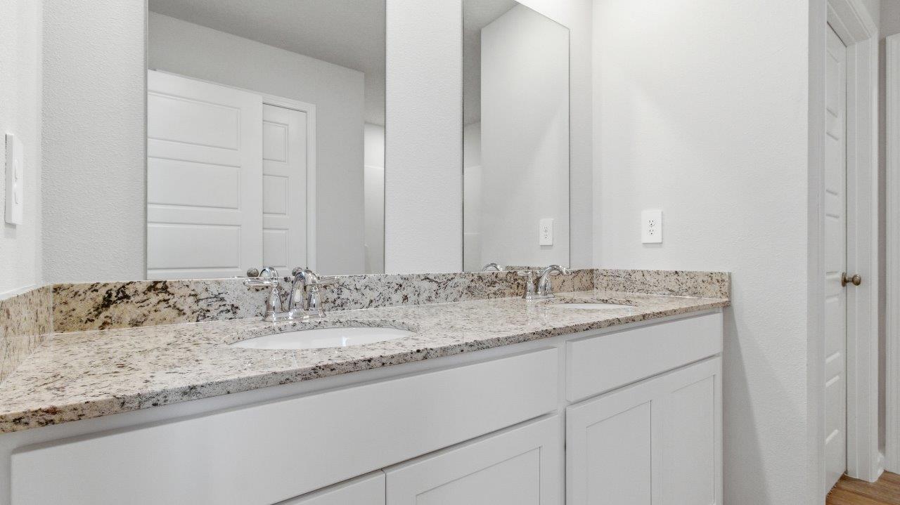 The spacious Lakeside plan offers 5 bedrooms and 3 bathrooms in 2,043 square feet