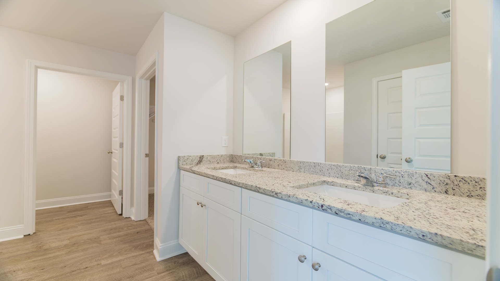 The spacious Creekside offers 5 bedrooms and 3 bathrooms in 2,043 square feet