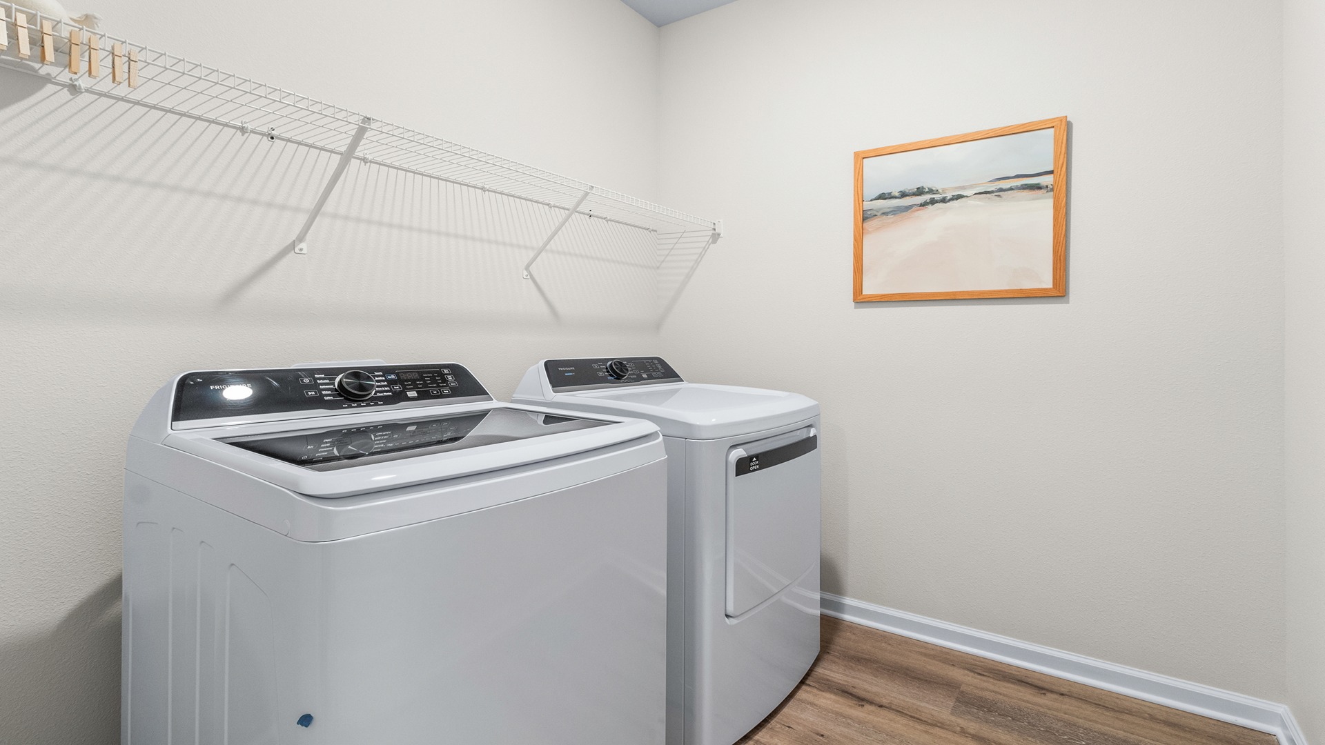 The Embry is a 5-bedroom, 3.5-bathroom two-story home with over 2800 Sq. Ft.