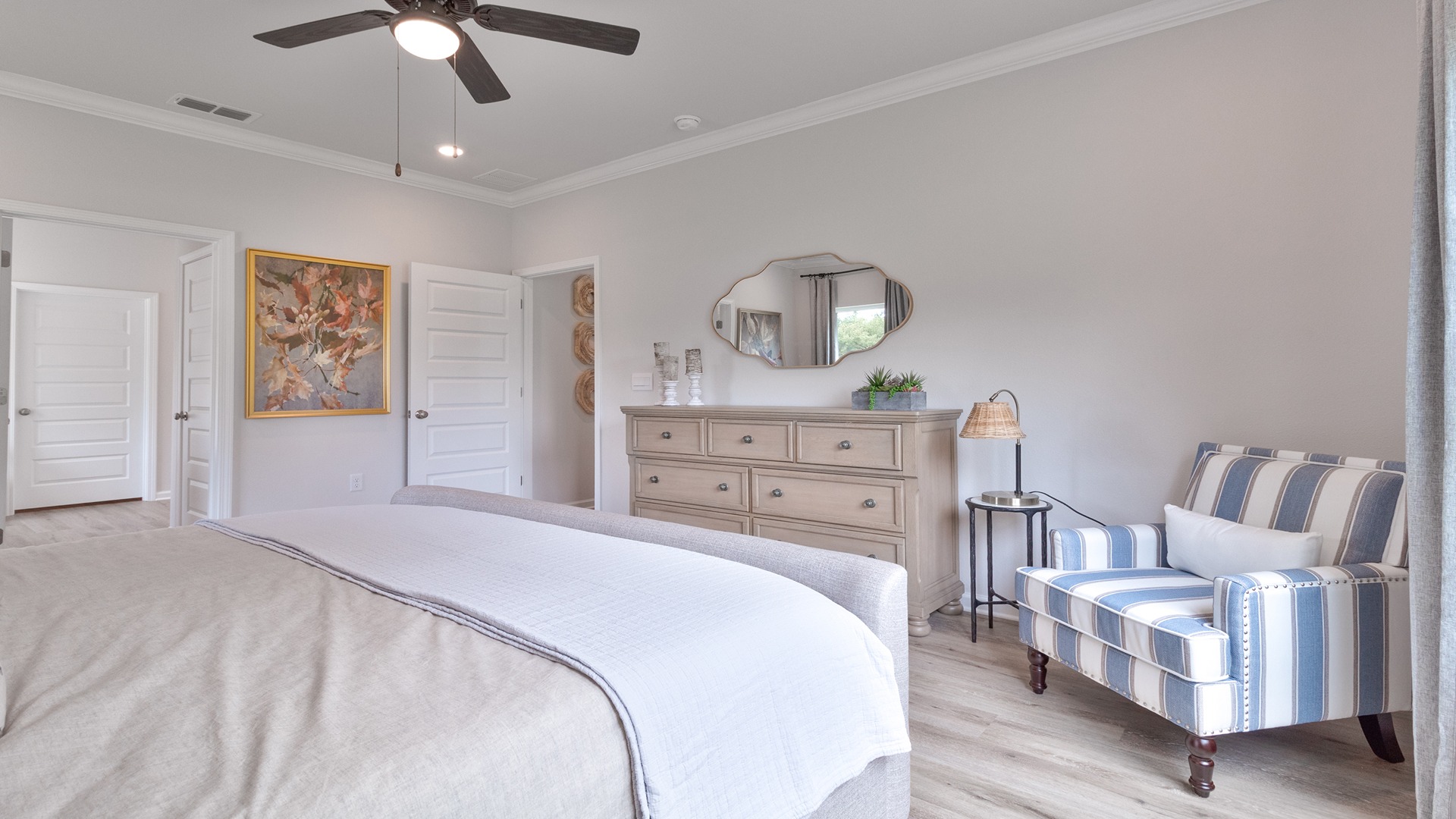 The Embry is a 5-bedroom, 3.5-bathroom two-story home with over 2800 Sq. Ft.